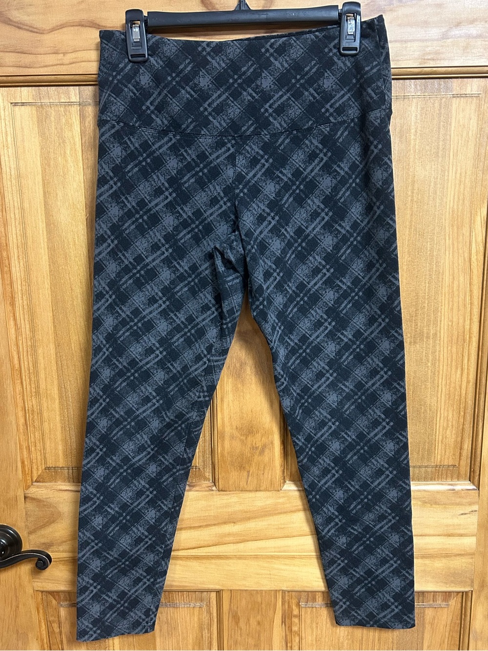 Plaid Stretch Leggings in Black & Gray w/Revolutionary Tummy Control